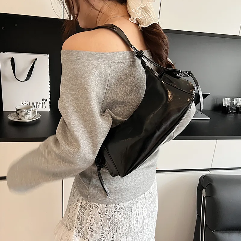 BAODIDAISHU PU Shoulder Bag Regular Women's White/Silver/Blue/Yellow/Red/Black/Denim Blue-37