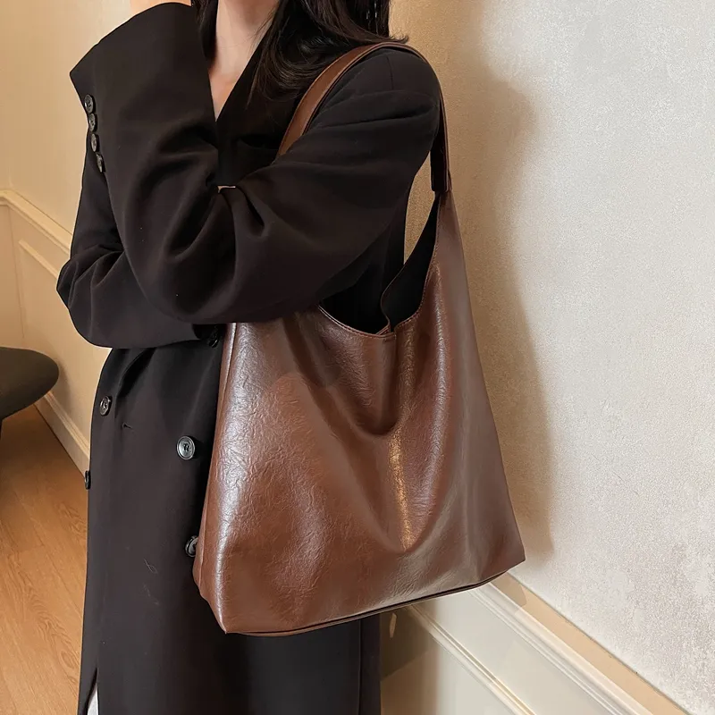 BAODIDAISHU PU Shoulder Bag Tote Regular Women's Black/Brown/Coffee-9