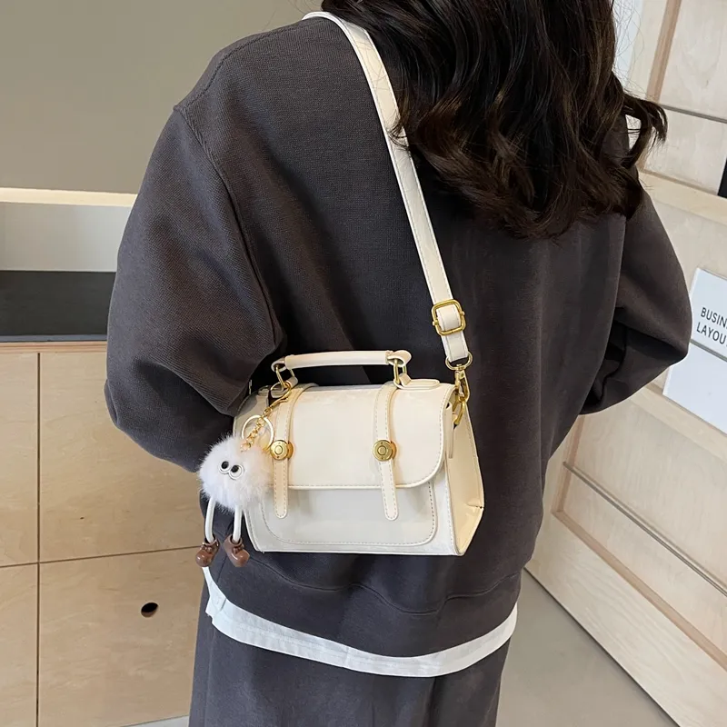 BAODIDAISHU PU Crossbody Bag Regular Women's Black Pink Khaki Ecru-2
