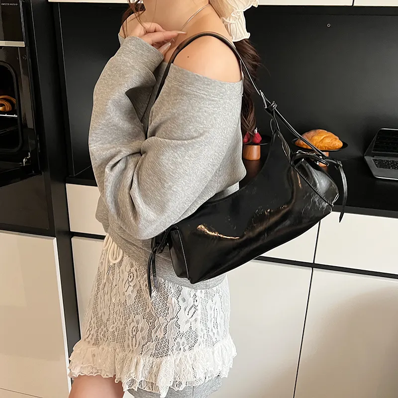 BAODIDAISHU PU Shoulder Bag Regular Women's White/Silver/Blue/Yellow/Red/Black/Denim Blue-38