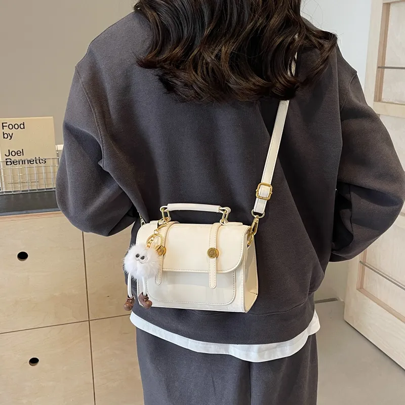 BAODIDAISHU PU Crossbody Bag Regular Women's Black Pink Khaki Ecru-4