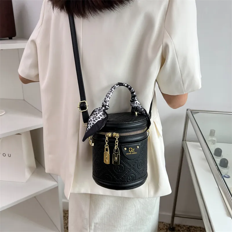 BAODIDAISHU PU Bucket Bag, Shoulder Bag, Handbag Medium Size Women's White/Black/Green/Pink-10