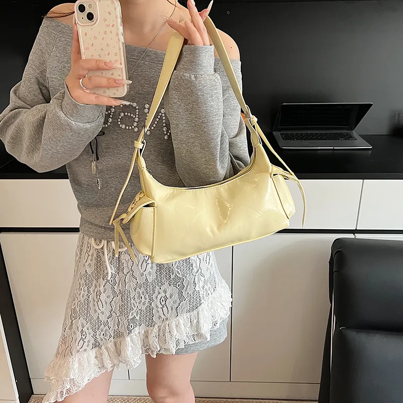 BAODIDAISHU PU Shoulder Bag Regular Women's White/Silver/Blue/Yellow/Red/Black/Denim Blue-20