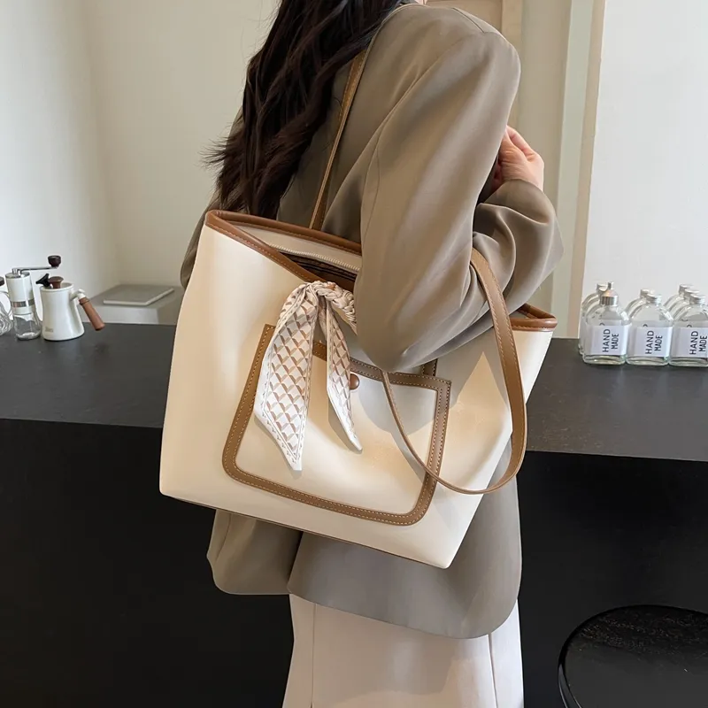 BAODIDAISHU PU Tote Bag Shoulder Bag Women's Ecru/Black/Khaki/Brown-3