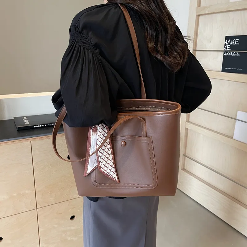 BAODIDAISHU PU Tote Bag Shoulder Bag Women's Ecru/Black/Khaki/Brown-22