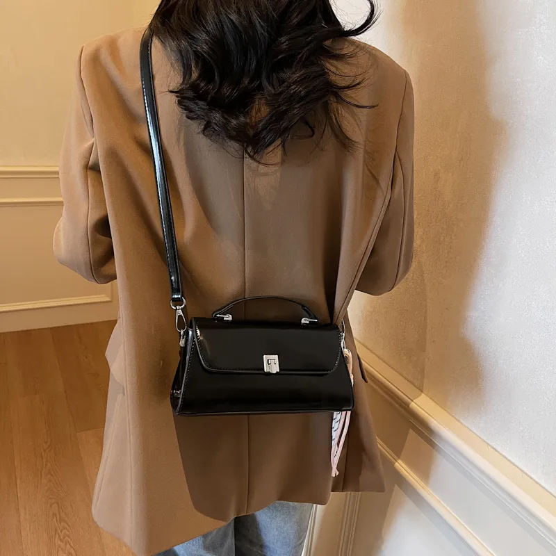 BAODIDAISHU Pu Compact Handbag, Shoulder Bag, Crossbody Bag Women's Ecru/Brown/Coffee/Black-11