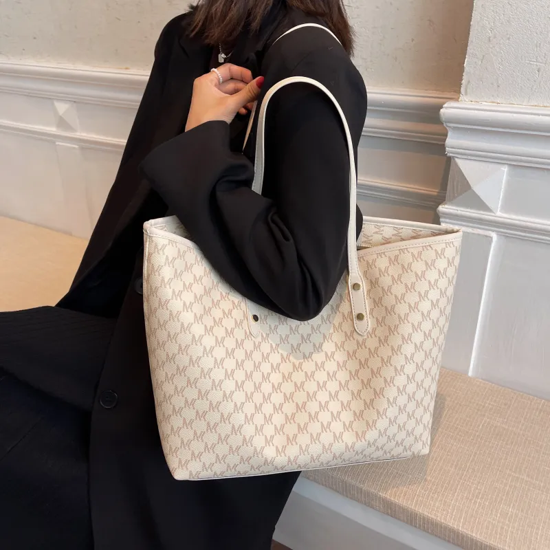PULUWIRR Pu Korean Trendy College Tote Bag Multicolor Regular Women's Black/Coffee/Ecru-15