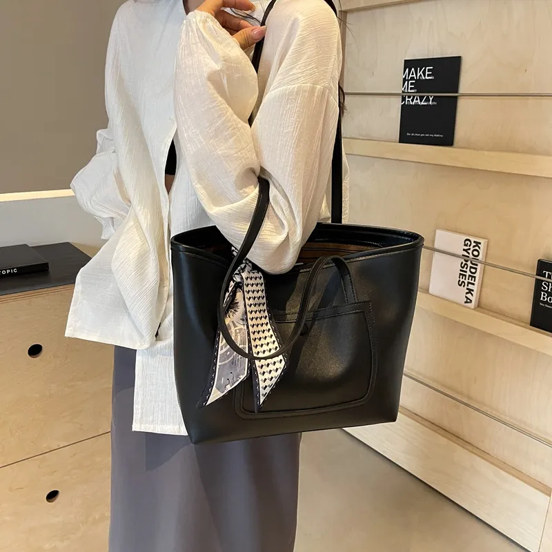 BAODIDAISHU PU Tote Bag Shoulder Bag Women's Ecru/Black/Khaki/Brown-10