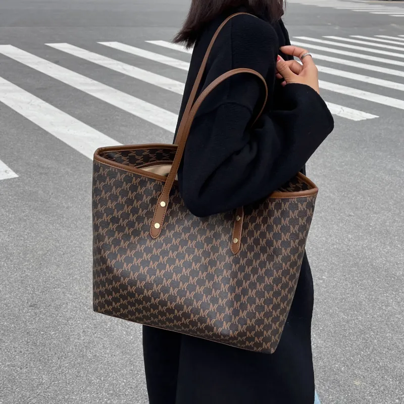 PULUWIRR Pu Korean Trendy College Tote Bag Multicolor Regular Women's Black/Coffee/Ecru-10