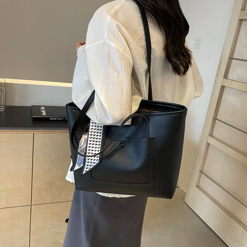 BAODIDAISHU PU Tote Bag Shoulder Bag Women's Ecru/Black/Khaki/Brown-9