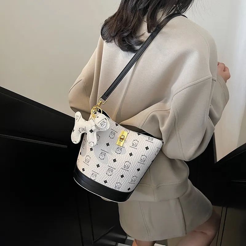 BAODIDAISHU PU Shoulder Bag Crossbody Bag Regular Women's White/Black/Ecru/Pink/Brown-16