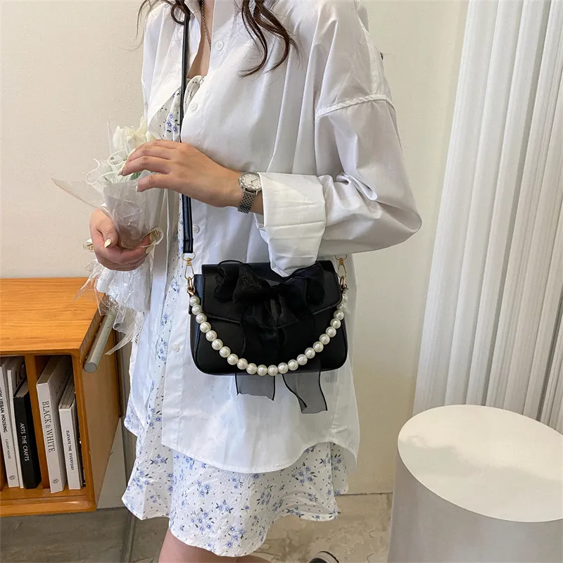 BAODIDAISHU PU Crossbody Handbag Regular Women's Black/White/Blue/Pink-4