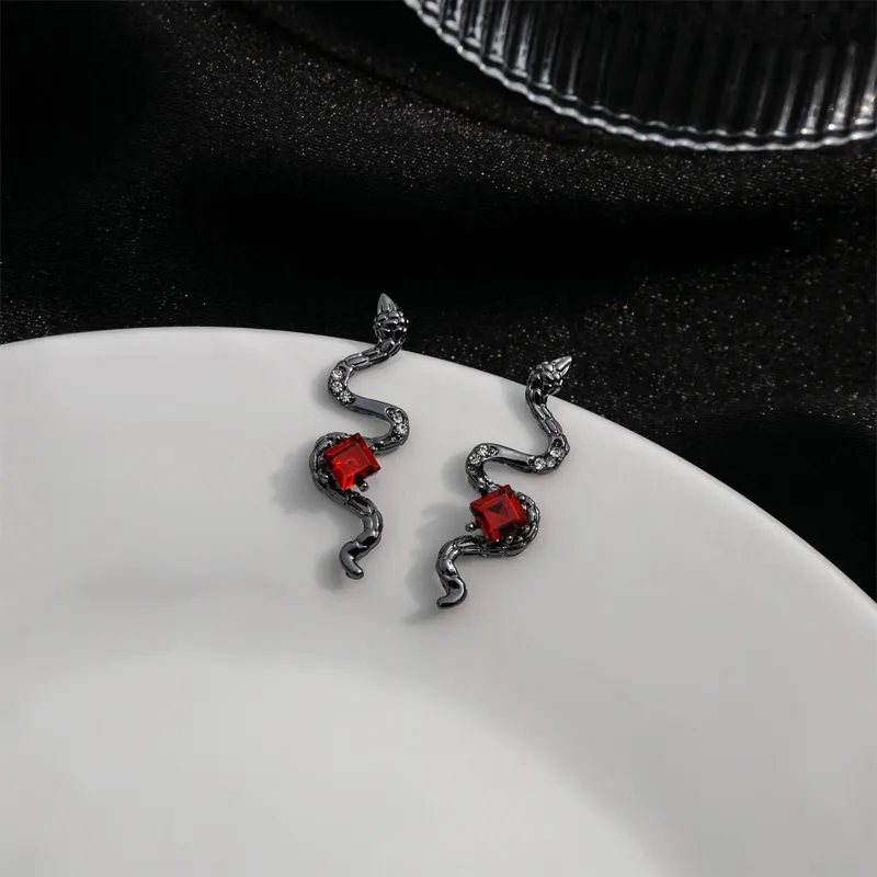 GLOIRE Alloy Earrings Women's Minimalist Style Fashion Trend Sweet And Cool Earrings Versatile Commute-2