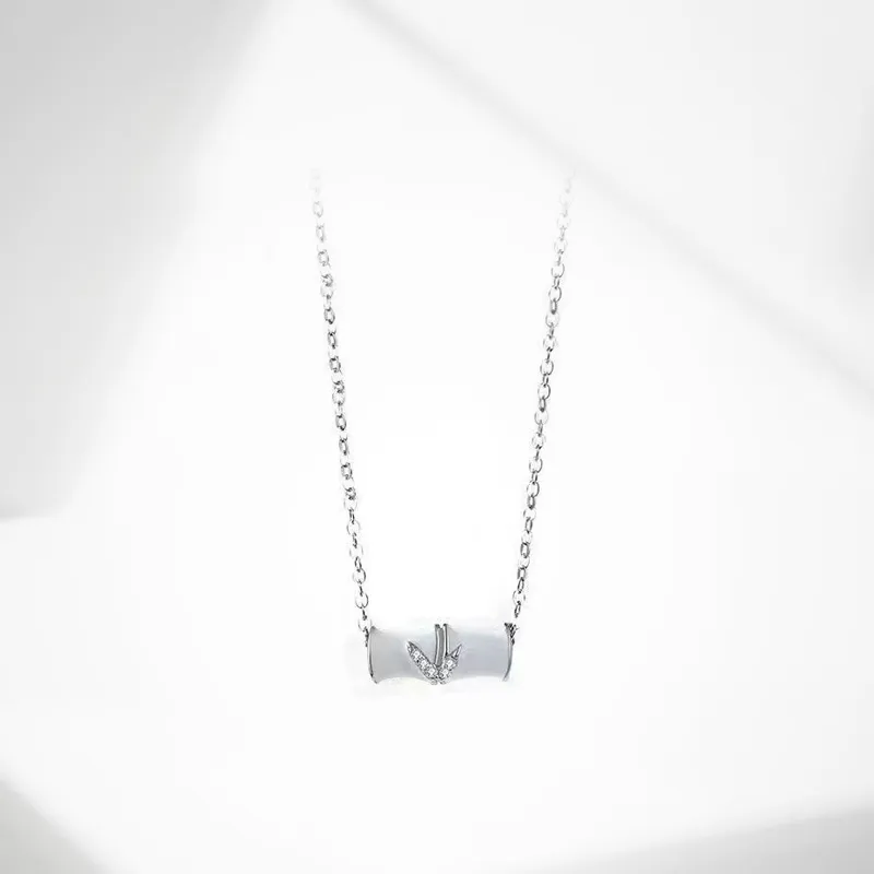GLOIRE Necklaces Unisex-5
