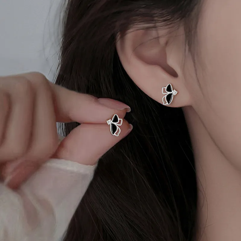 GLOIRE S925 Silver Stud Earrings Women's Minimalist Style Fashion Individual Creative Date Versatile Commute Style-1