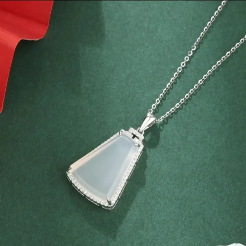 Di Su Xing Chalcedony Necklaces Women's-3