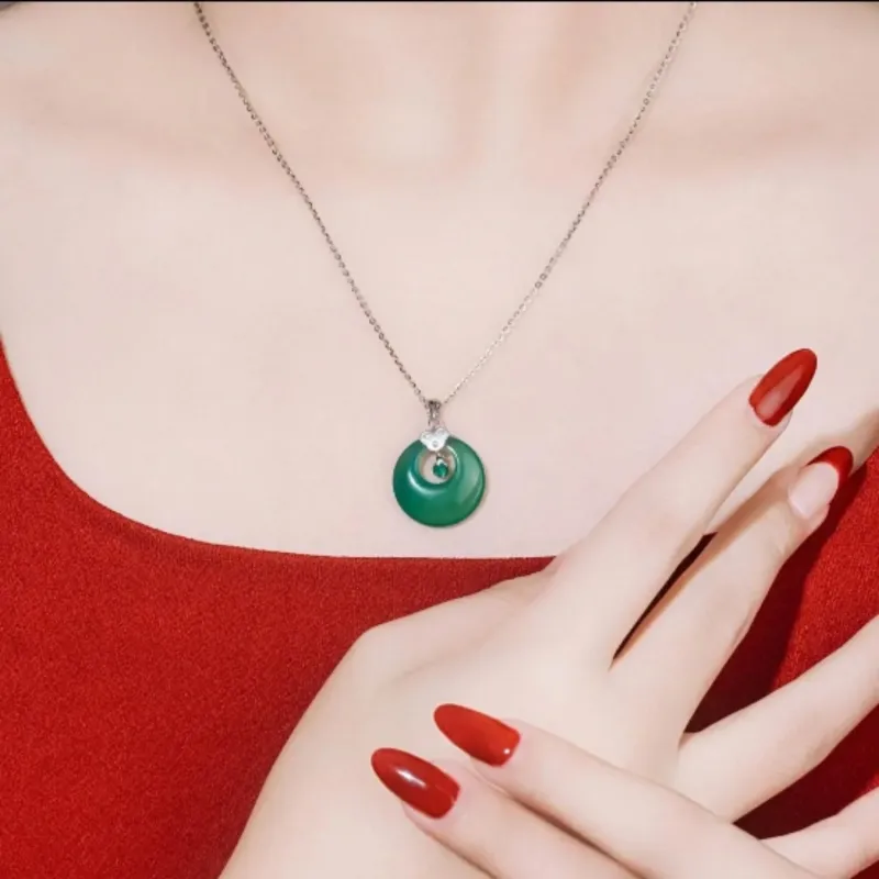 Di Su Xing Chalcedony Necklaces Women's-1