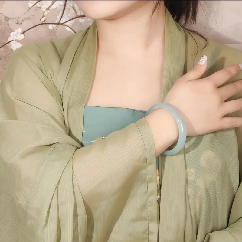 Di Su Xing Chalcedony Bangles Women's-1