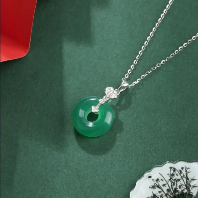 Di Su Xing Chalcedony Necklaces Women's-4