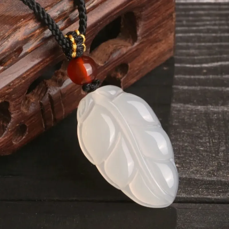Di Su Xing Chalcedony Necklaces Women's-2