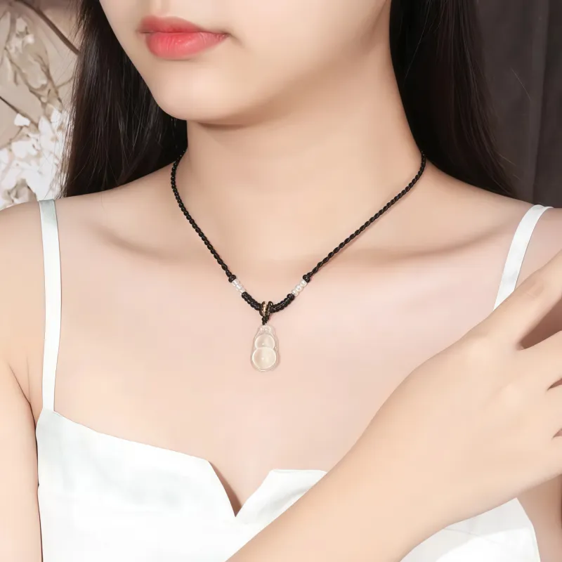 Di Su Xing Chalcedony Necklaces Women's-1