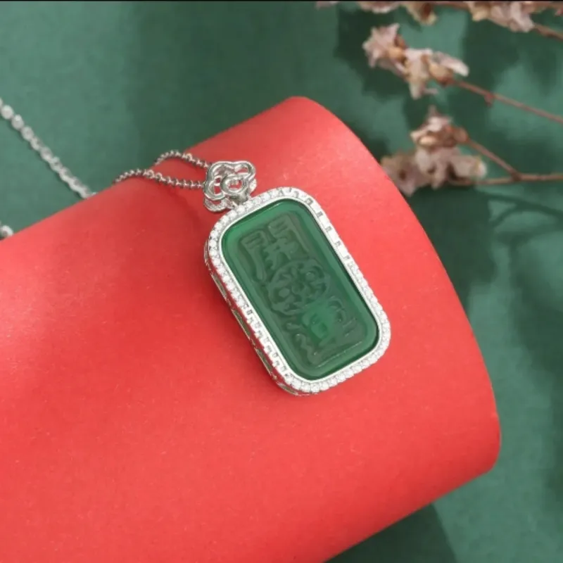 Di Su Xing Chalcedony Necklaces Women's-2