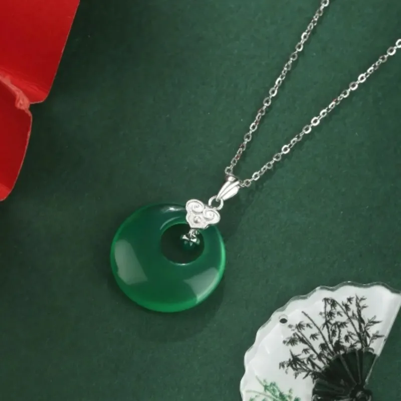Di Su Xing Chalcedony Necklaces Women's-4