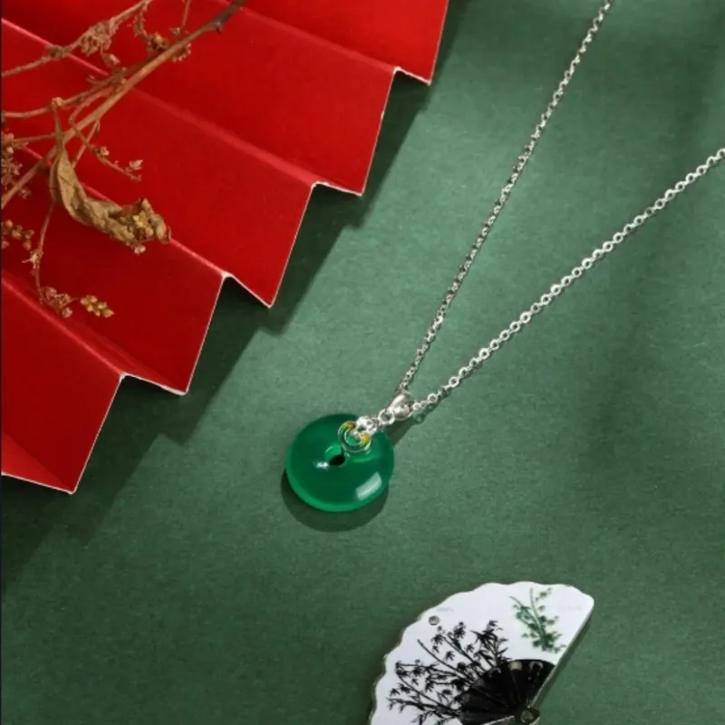 Di Su Xing Chalcedony Necklaces Women's-2