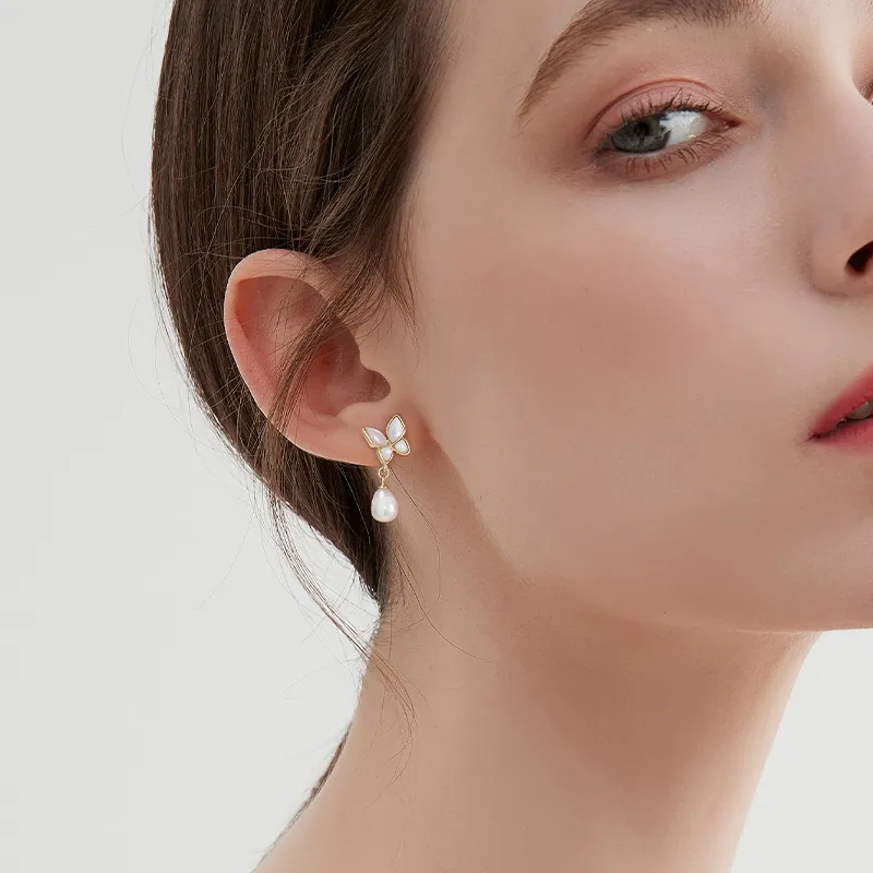 MCK Shell Clip On Earrings Women's-3