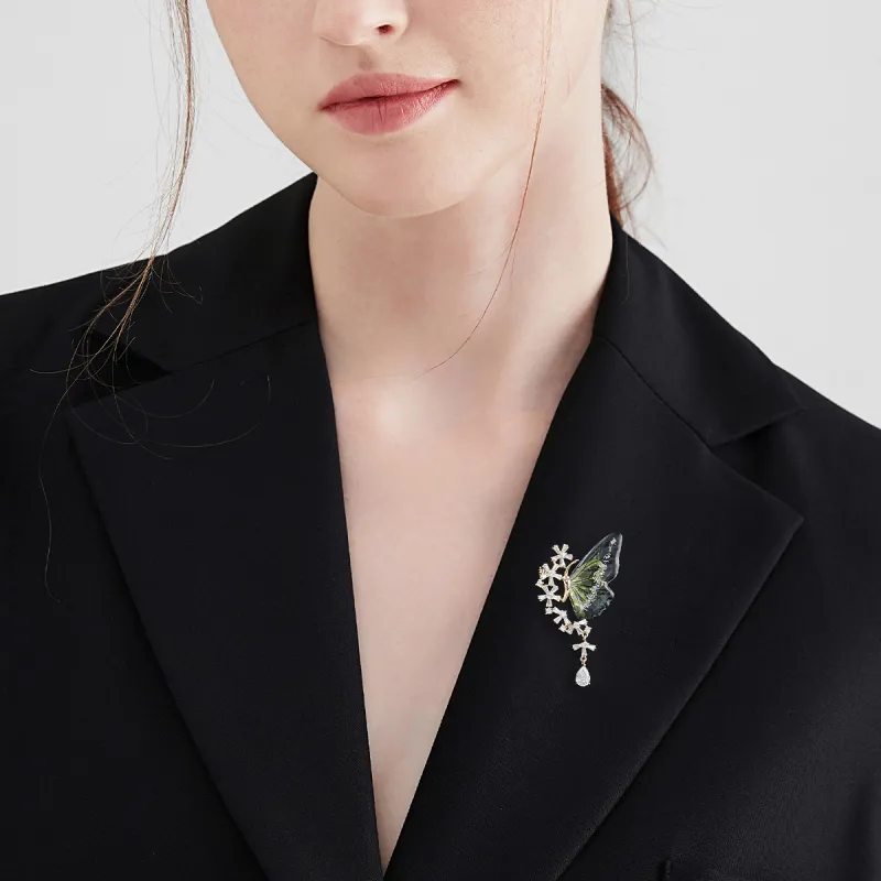 MCK Advanced Alloy/Resin Synthetic Cubic Zirconia Brooches Women's-1