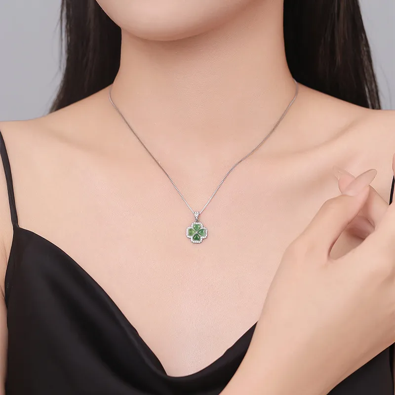 MCK Ice Type Jadeite Necklaces Women's-1