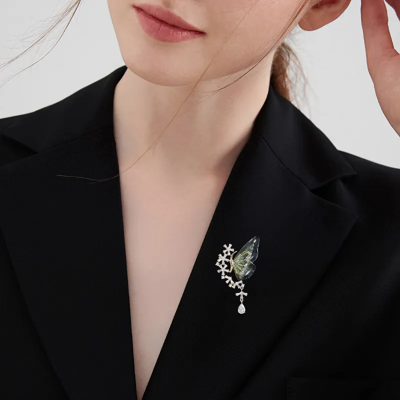 MCK Advanced Alloy/Resin Synthetic Cubic Zirconia Brooches Women's-5