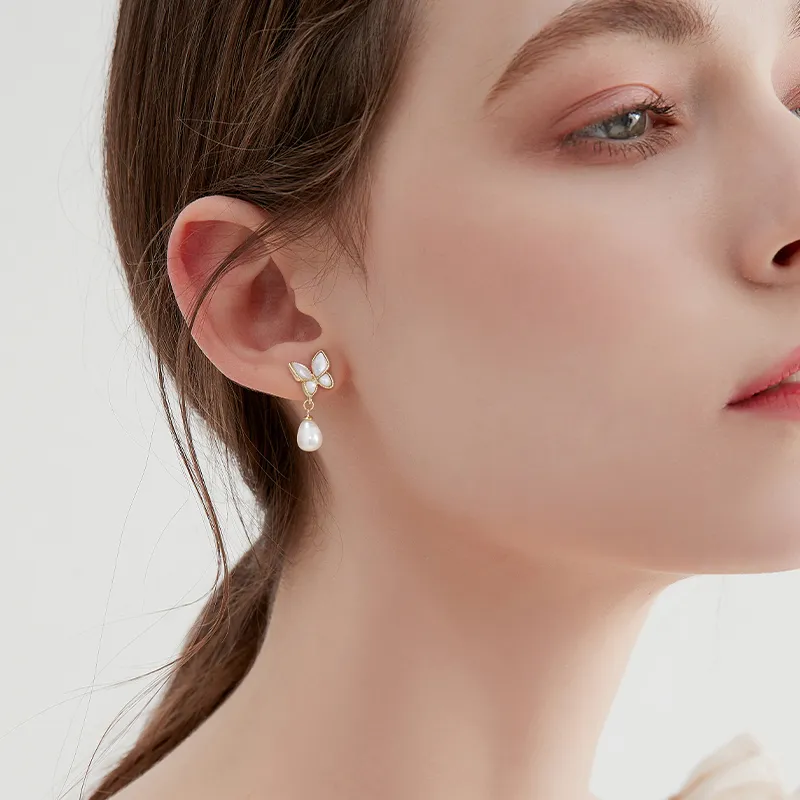 MCK Shell Clip On Earrings Women's-6