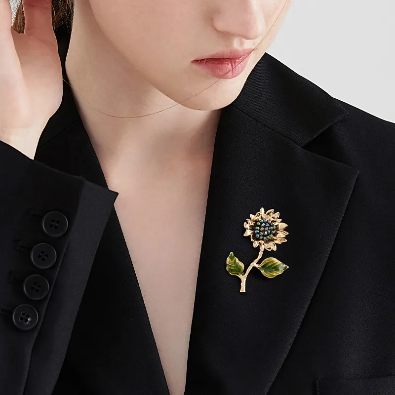 MCK Faux Crystal Brooches Women's-5