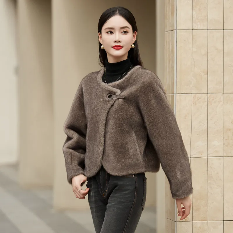 Hang Yi Court Velvet feel Coat Women's-2
