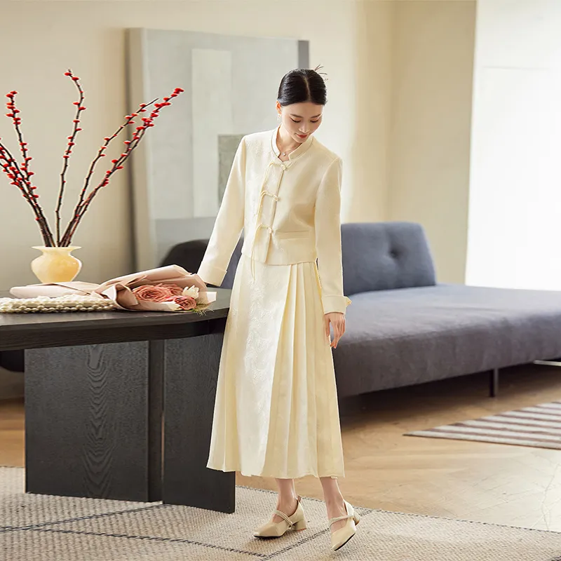 Hang Yi Court Casual Suit Women's Apricot-5