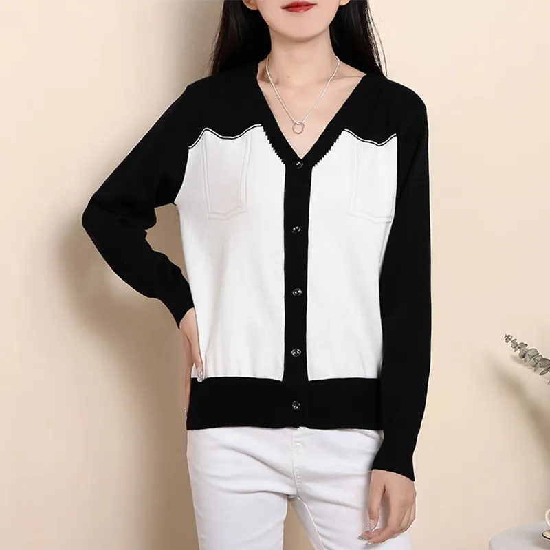 Fele.d Knitwear Women's Black & White-5