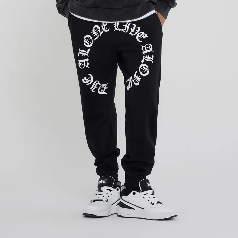 VLONE Gothic Alphabet Series Knitted Sweatpants Unisex-2