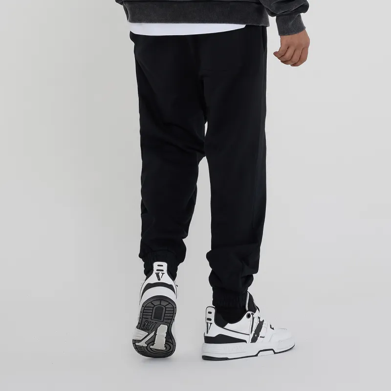 VLONE Gothic Alphabet Series Knitted Sweatpants Unisex-8