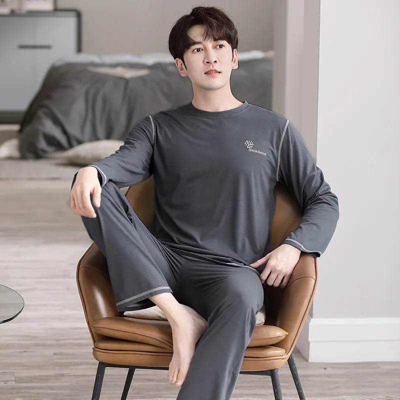 Huggy Kissy Pajama Set Men's Pencil Gray-1