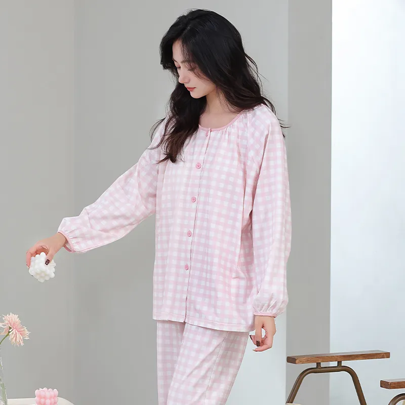 Huggy Kissy Pajama Set Women's Light Pink-1