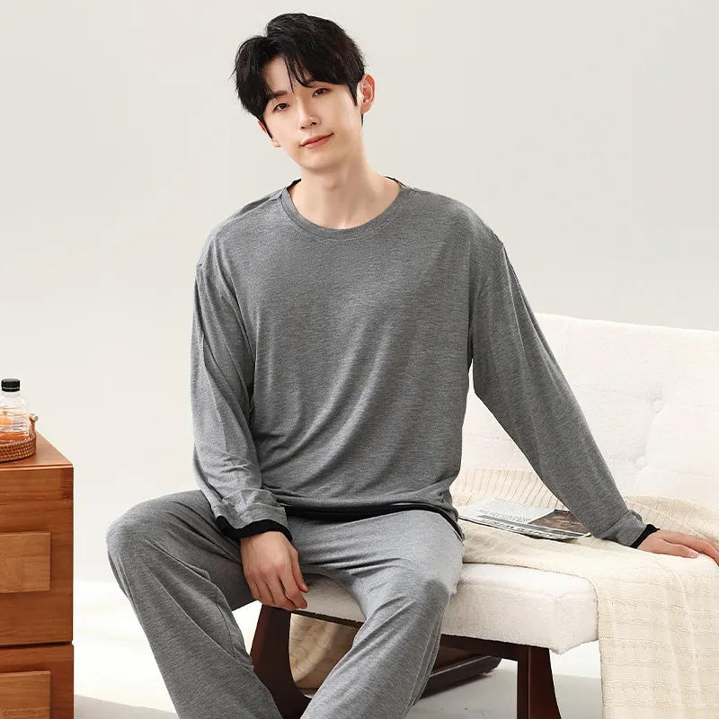 Huggy Kissy Pajama Set Men's Gray-2