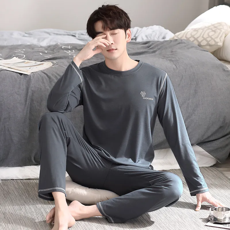 Huggy Kissy Pajama Set Men's Pencil Gray-2