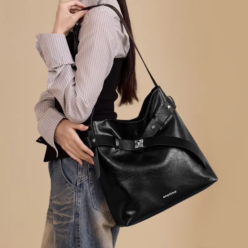 ONE TIME Synthetic Leather Shoulder Bag Regular Women's Black-1