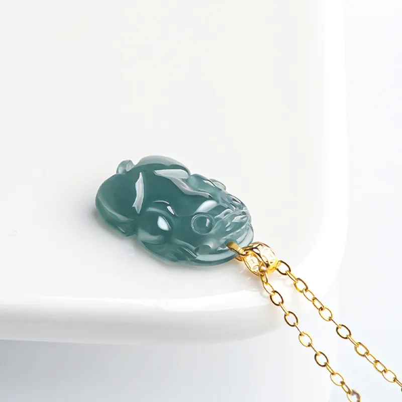 Seven Little Craftsmen Ice Glutinous Jadeite Pendants Women's-1