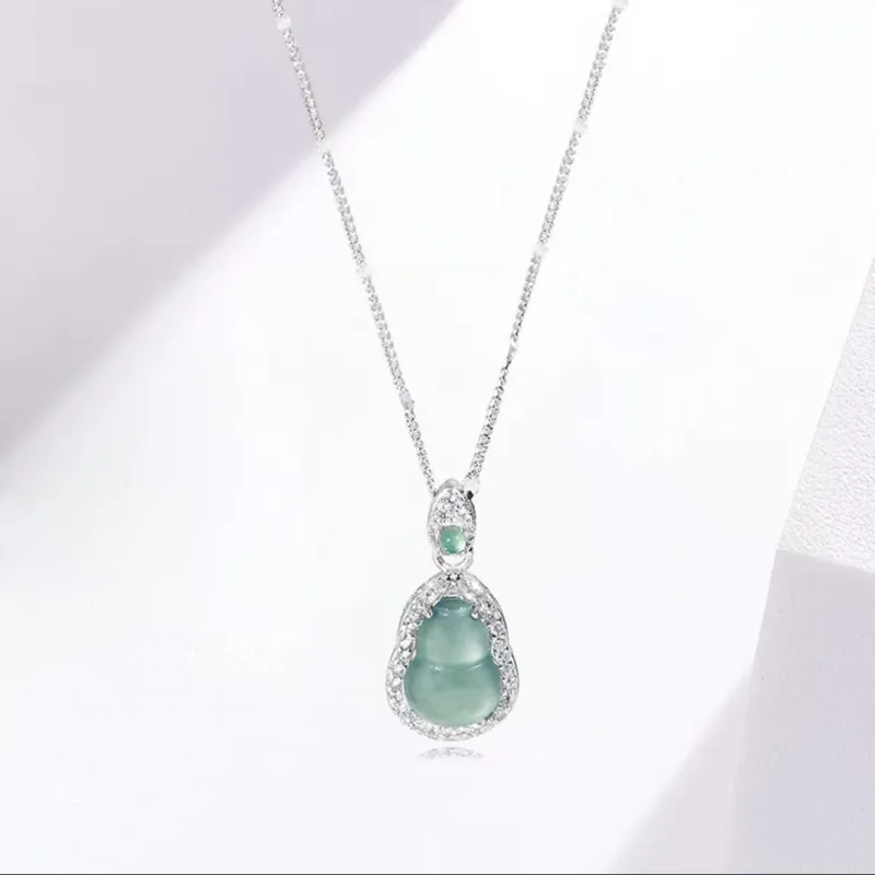 Seven Little Craftsmen Ice Glutinous Necklaces Unisex-3