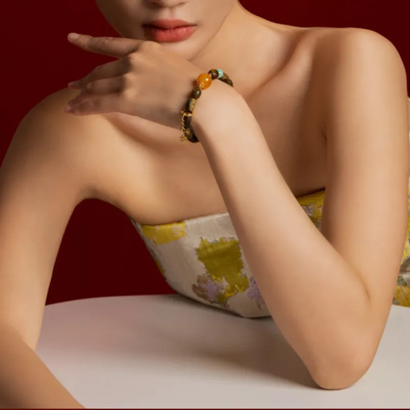 Seven Little Craftsmen Agarwood Bracelets Unisex-1