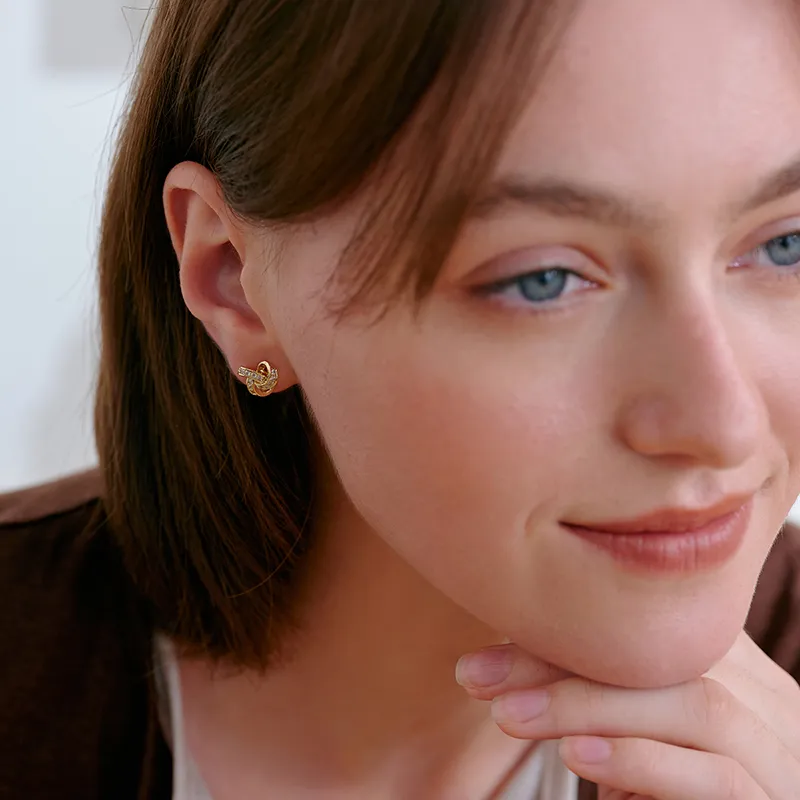ZEGL S925 Silver Stud Stud Earrings Women's-1