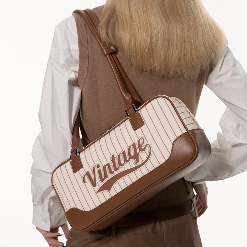 VFVF Shoulder Bags-8