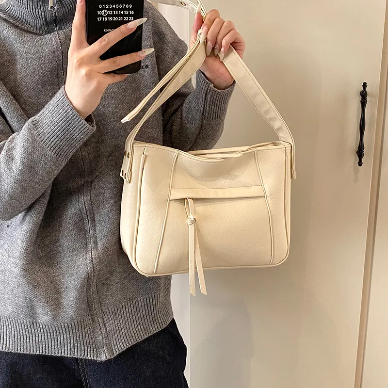 HACIN PU Shoulder Bag Regular Women's White/Black/Brown/Coffee-1